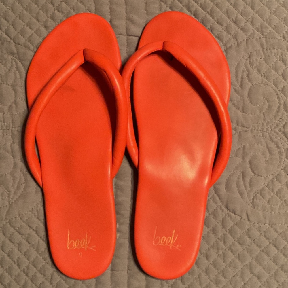 Beek Coral Colored Sandals